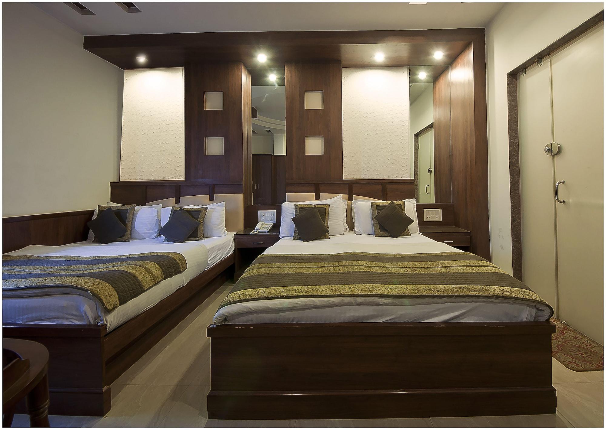 Hotel Baba Deluxe Near New Delhi Railway Station And City Center -By Rcg Hotels Exterior foto
