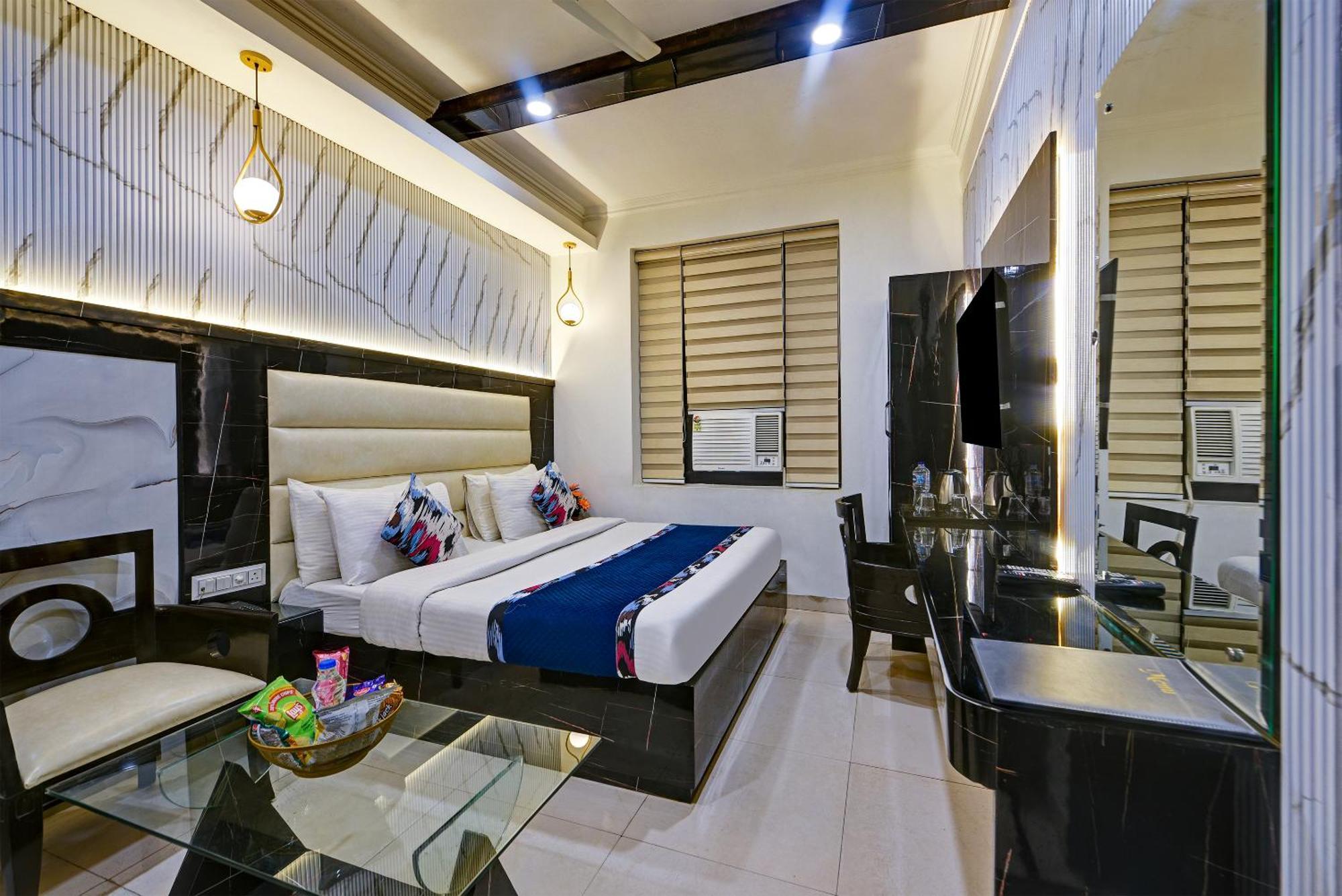 Hotel Baba Deluxe Near New Delhi Railway Station And City Center -By Rcg Hotels Exterior foto