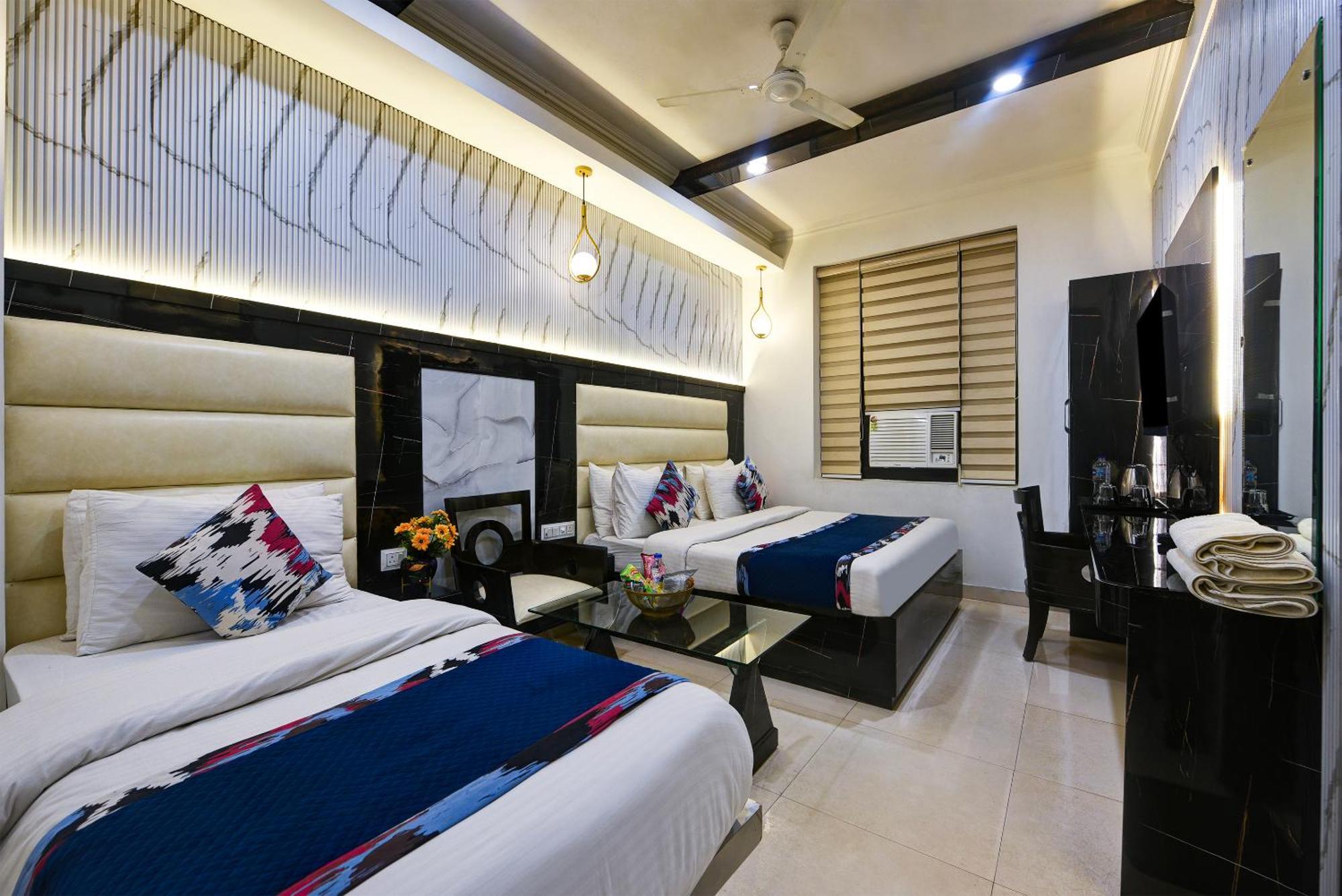 Hotel Baba Deluxe Near New Delhi Railway Station And City Center -By Rcg Hotels Exterior foto
