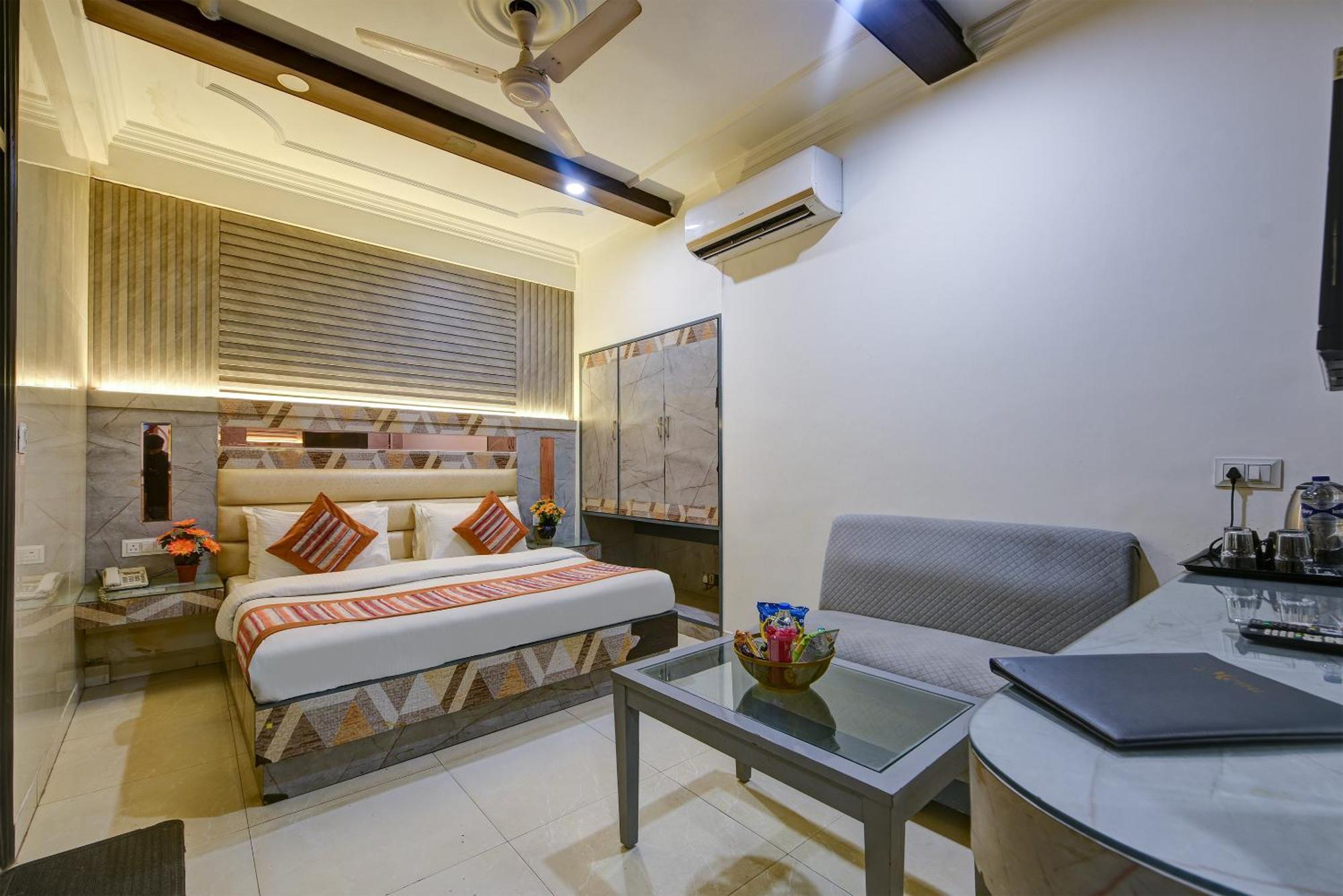Hotel Baba Deluxe Near New Delhi Railway Station And City Center -By Rcg Hotels Exterior foto